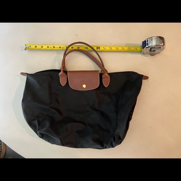 🔺SOLD!🔺 Black Longchamp Tote - Picture 2 of 8